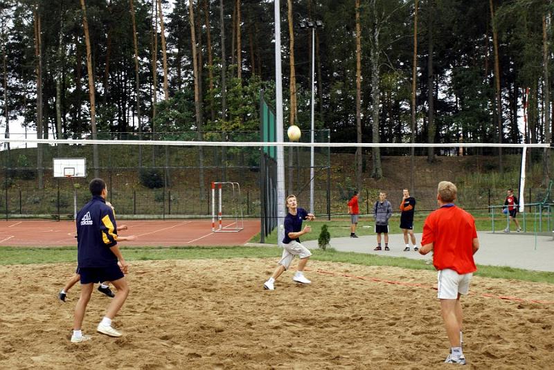 dsc01038.jpg - II Turniej Piłki Plażowej - Kadzidło 2008