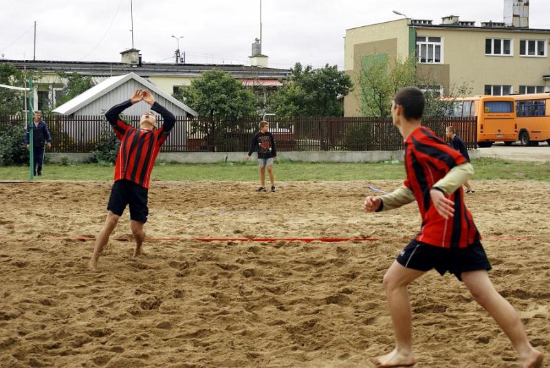 dsc01117.jpg - II Turniej Piłki Plażowej - Kadzidło 2008
