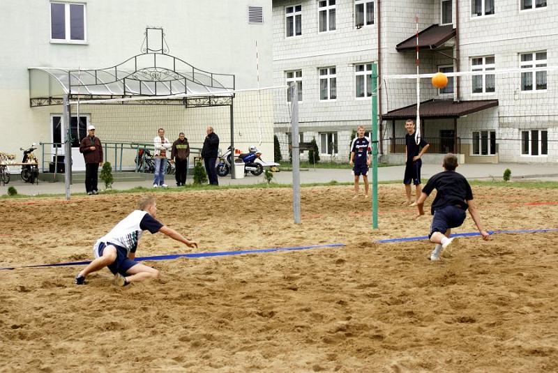 dsc01184.jpg - II Turniej Piłki Plażowej - Kadzidło 2008