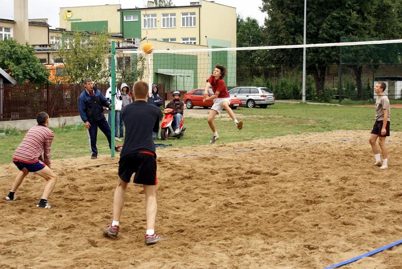 dsc01341.jpg - II Turniej Piłki Plażowej - Kadzidło 2008