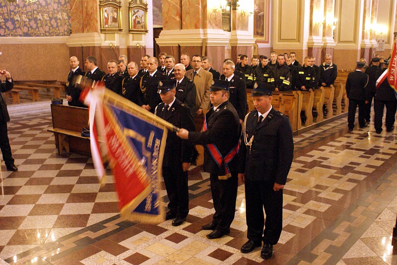 34mszaswzastrazakowpowiatu2008r.jpg - Msza Św. za strażaków z powiatu ostrołęckiego - 2008