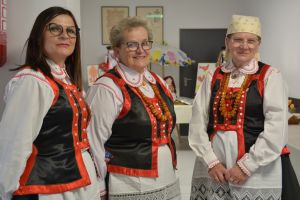 Zdjęcia ze spotkania "Kurpśe w kómpańïjï" oraz Teatru Obrzędowego "Wypyty" - Wesele Kurpiowskie - 13.06.2025