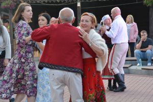 Zdjęcia z Wieczoru folkowego - Wesele Kurpiowskie - 13.06.2025