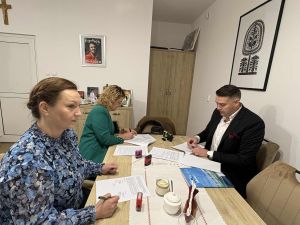 Podpisanie umowy Jazgarka kol. Zaswince