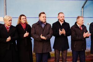 Przekazanie samochodów dla policji