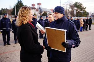 Przekazanie samochodów dla policji