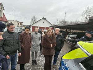 Nowy wóz Posterunku Policji w Kadzidle