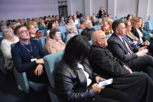 Zdjęcie z wydarzenia: Międzypokoleniowe Spotkanie Integracyjno–Warsztatowe - Kurpiowska Majówka w Kadzidle – 14.05.2025 r.