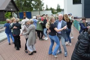 Zdjęcie z wydarzenia: Międzypokoleniowe Spotkanie Integracyjno–Warsztatowe - Kurpiowska Majówka w Kadzidle – 14.05.2025 r.