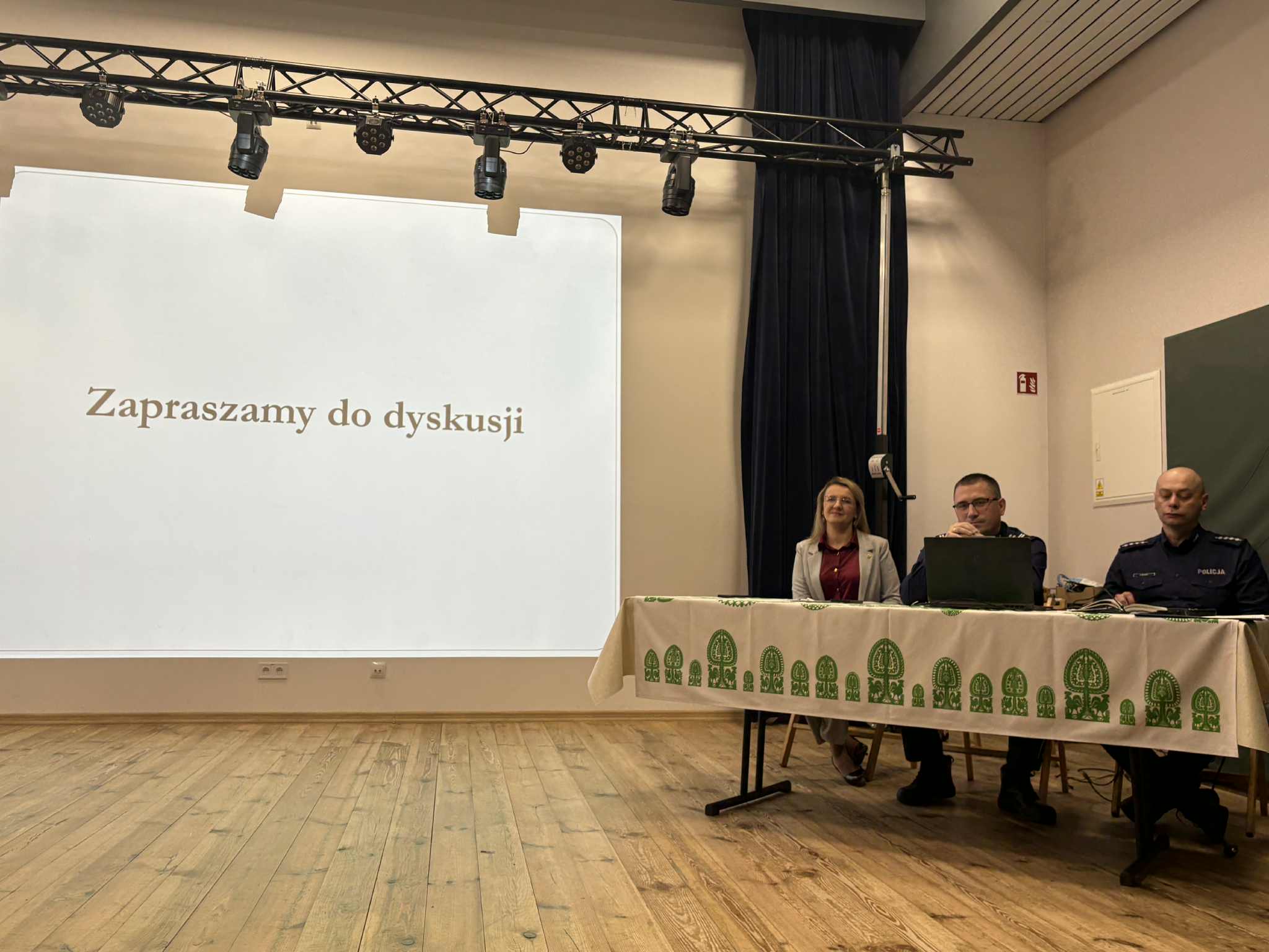 W Kadzidle debatowali o bezpieczeństwie